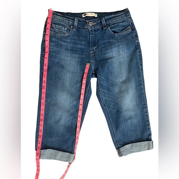 Levi's Blue Cropped Ankle Jeans with Rolled Cuffs - Picture 11 of 12